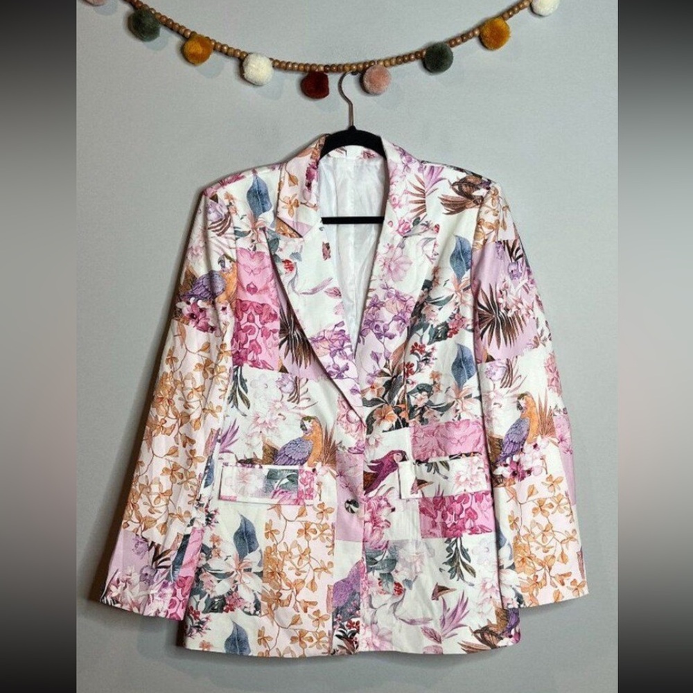 SHEIN Parrot blazer